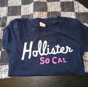 Hollister tee